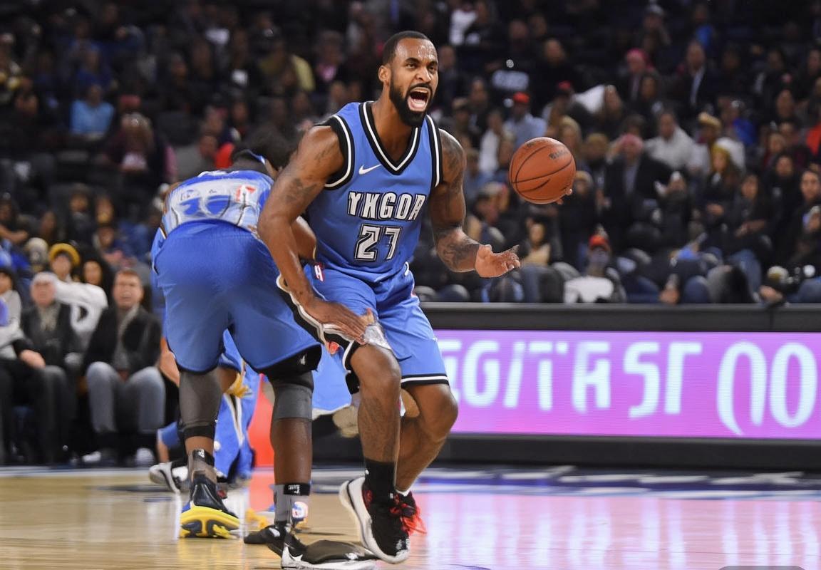 亚历山大领衔雷霆对决文班亚马马刺：拉斯维加斯上演新势力运动盛宴